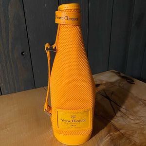 Veuve Clicquot Ice Jacket